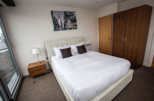 Photo 8 - Cranbrook House Serviced Apartments