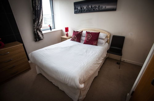 Photo 12 - Cranbrook House Serviced Apartments