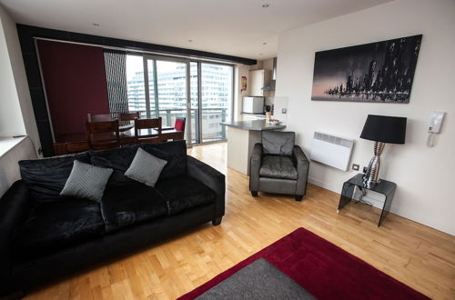 Photo 24 - Cranbrook House Serviced Apartments