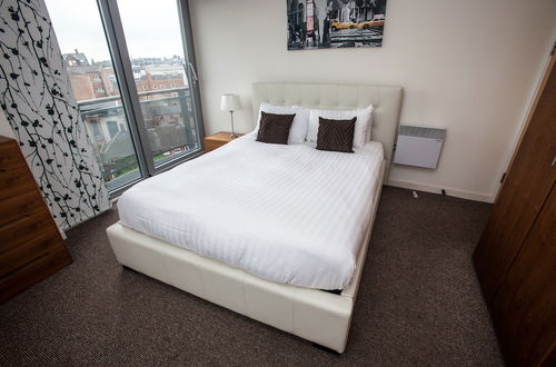 Photo 7 - Cranbrook House Serviced Apartments