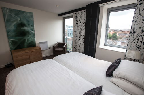 Photo 6 - Cranbrook House Serviced Apartments