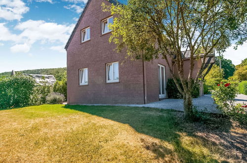 Photo 29 - Enticing Holiday Home in Treignes near Forest