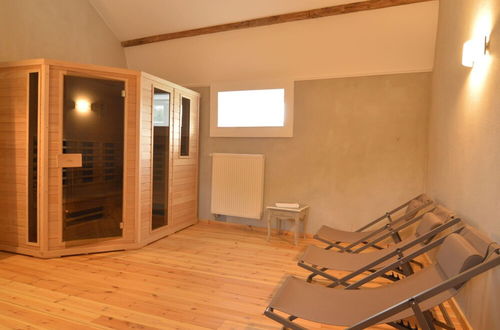 Photo 26 - Lavish Castle With Sauna and Gym