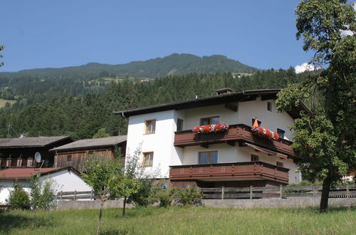 Photo 18 - Apartment With Balcony in Hart im Zillertaler