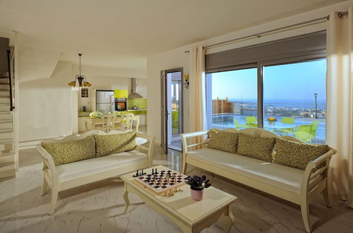 Photo 10 - Danae's Luxury Villas