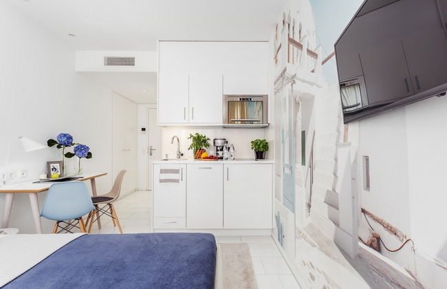 Skyreach BizzStay - Photo 25