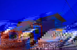 Foto 1 - Beautiful Holiday Home in Maslenica Near Beach