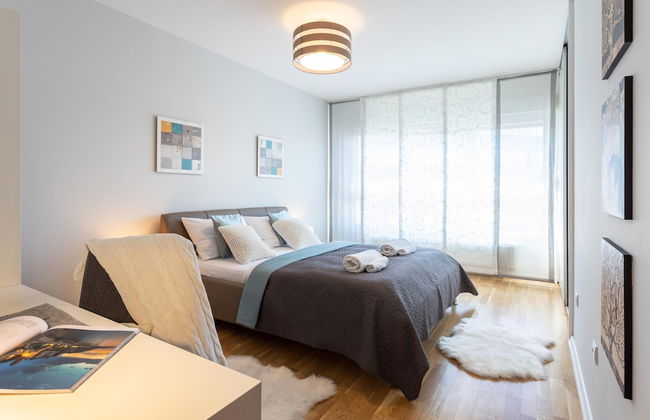 Spacious Apartment in Radnička Business Zone - Photo 1