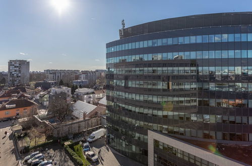 Photo 18 - Spacious Apartment in Radnička Business Zone