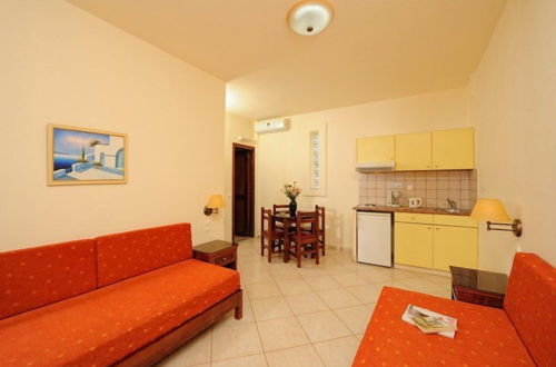 Photo 15 - Maria Lambis Apartments