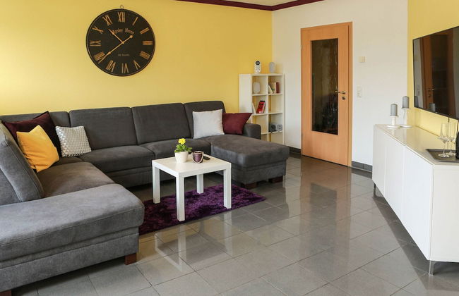 Wohnung mit Balkon und Toller Aussicht - Foto 1