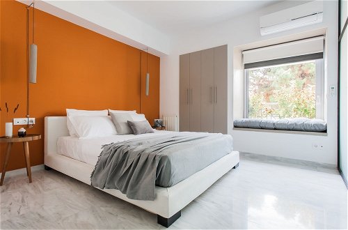 Photo 4 - Lux&Vibrant 2BR Apartment-Philopappou B