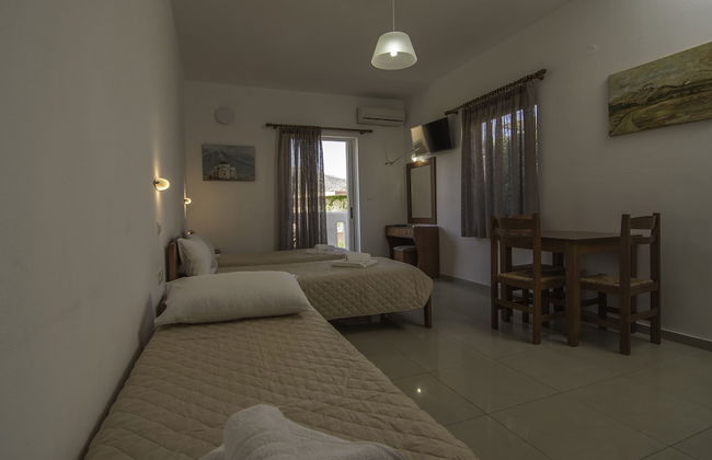 Sifis Studios - Photo 39