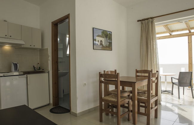 Sifis Studios - Photo 22