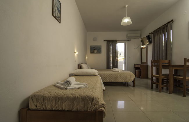 Sifis Studios - Photo 33