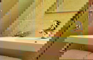 Photo 22 - Bella Elena