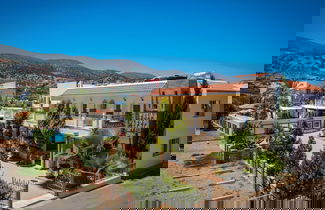 Photo 44 - Bella Elena