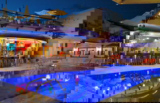 Photo 33 - Bella Elena