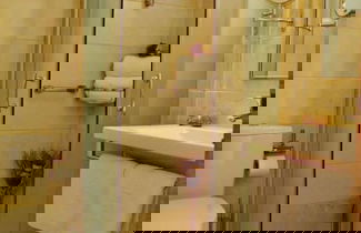 Photo 23 - Bella Elena