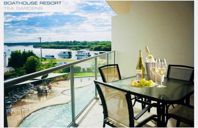 Boathouse Resort Tea Gardens - Photo 5