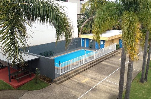 Photo 12 - Waterview Holiday Apartments