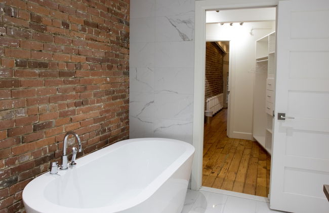 1858 Upscale Lofts in Old Montreal by Nuage - Foto 61