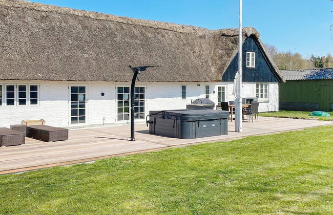 Idyllic Thatched Cottage Retreat-by Traum - Foto 1
