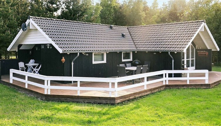 Photo 1 - 6 Person Holiday Home in Hojslev