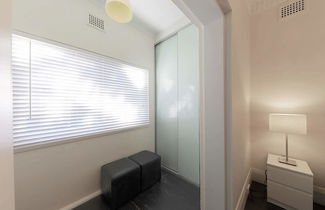 Photo 2 - Bondi Beach Prime with Sunroom H405