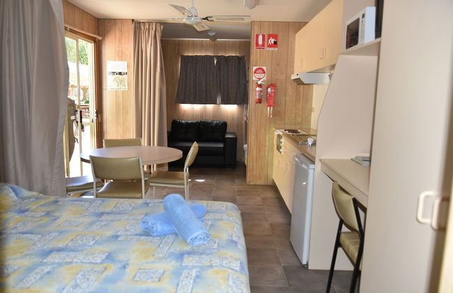 Ball Park Caravan Park - Foto 12