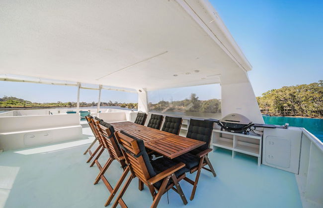 Coomera Houseboat Holidays - Foto 36