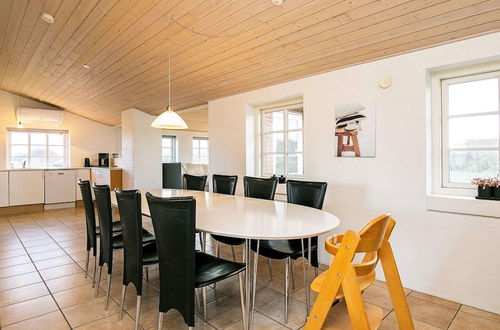 Photo 14 - 8 Person Holiday Home in Ulfborg