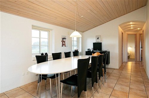 Foto 10 - 8 Person Holiday Home in Ulfborg