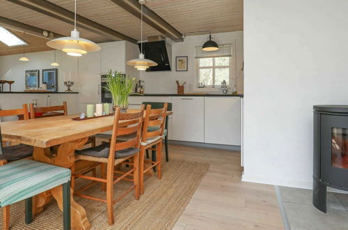 Photo 2 - 6 Person Holiday Home in Blavand
