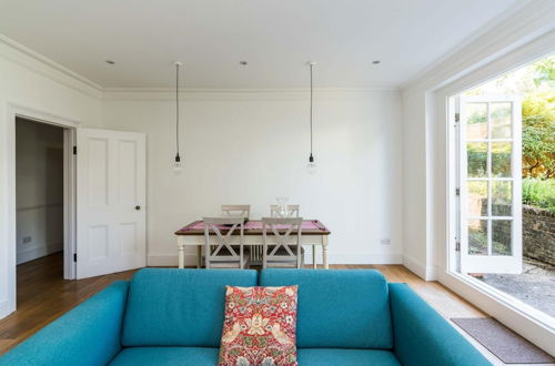 Photo 11 - Fantastic 3 Bedroom Flat West Hampstead