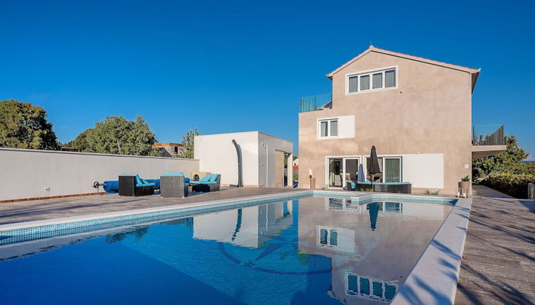 Foto 1 - Inland villa Senses with pool and spa