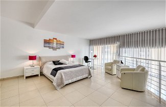Photo 2 - Duplex Luxury Apartment in Portomaso With Pool