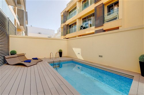 Photo 37 - Duplex Luxury Apartment in Portomaso With Pool