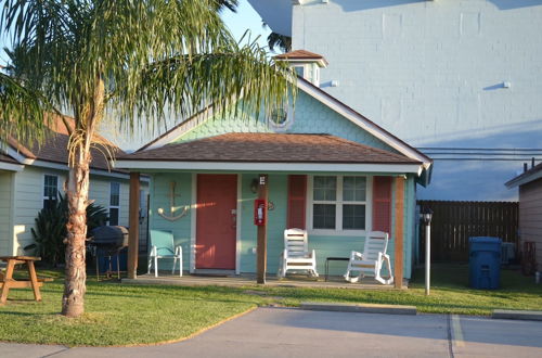 Photo 48 - Candlelight Cottages by the Beach