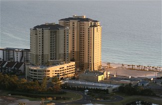Foto 1 - Grand Panama Beach Resort by Emerald View Resorts