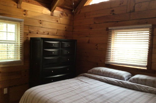 Photo 16 - Kozy Haven Log Cabin Rentals