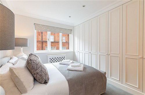 Foto 8 - ALTIDO Stunning 6-bed house near Harrods in Knightsbridge