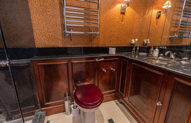 JOIVY Stunning 6-bed house near Harrods in Knightsbridge - Foto 30