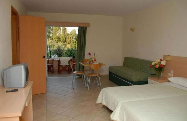 Thinalos Aparthotel - Foto 8