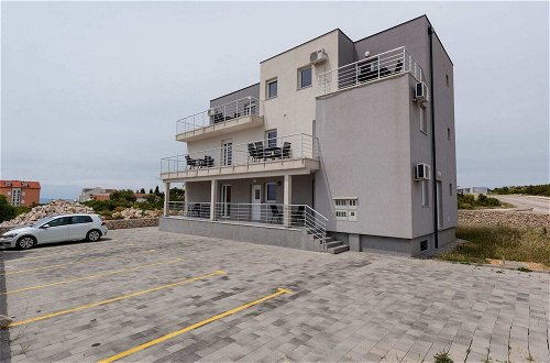 Foto 23 - Charming Apartment in Novalja near Zrče Beach