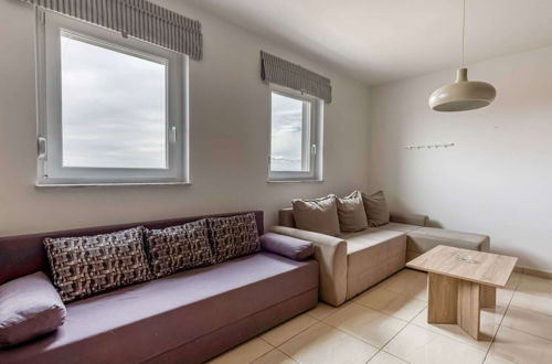 Foto 12 - Charming Apartment in Novalja near Zrče Beach