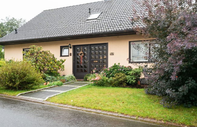 Holiday Home in Kyllburg Eifel Near the Forest - Foto 1