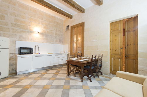 Photo 5 - Valletta Bishop Apartment