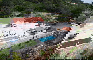 Foto 1 - Villa in Gruda With Swimming Pool