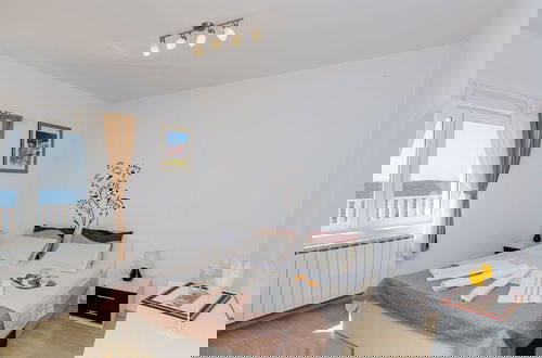 Foto 3 - Villa in Gruda With Swimming Pool